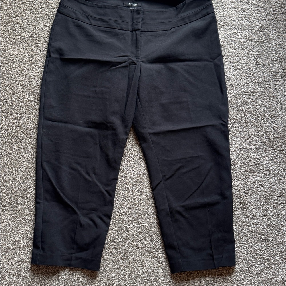 Apt. 9 Black Torie Capri Pants